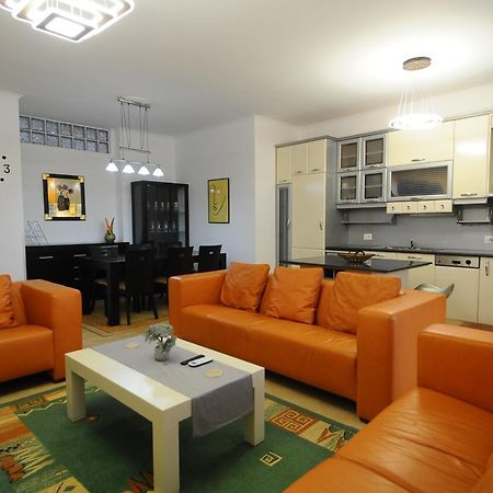 Center Tirana Apartment المظهر الخارجي الصورة